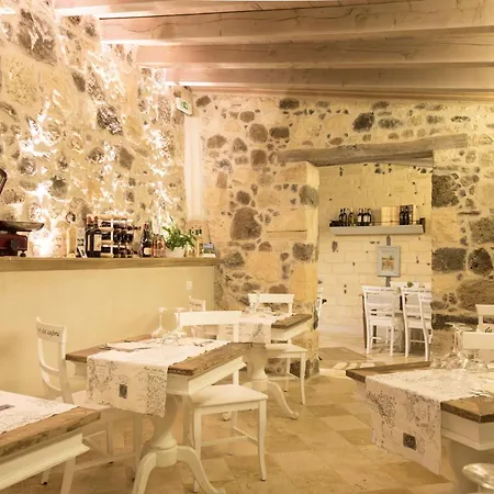 Szálloda Il Cortiletto Maison Tresnuraghes