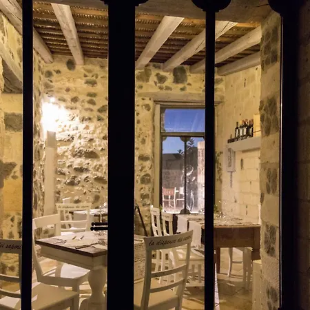 Il Cortiletto Maison Szálloda Tresnuraghes