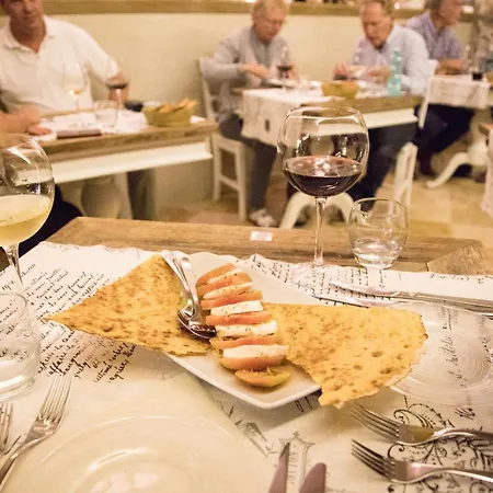 Il Cortiletto Maison Трезнурагес