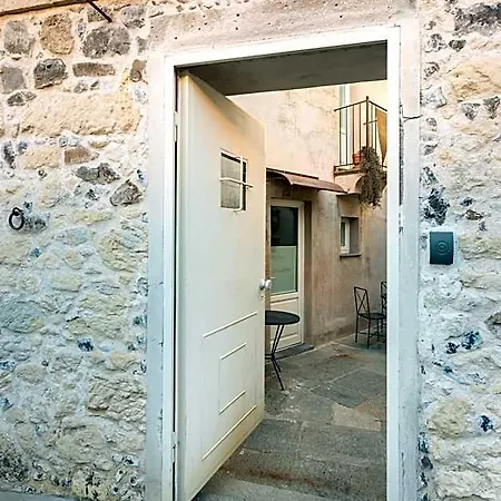Il Cortiletto Maison Hotell 3*