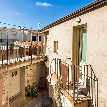 Il Cortiletto Maison 3* Tresnuraghes